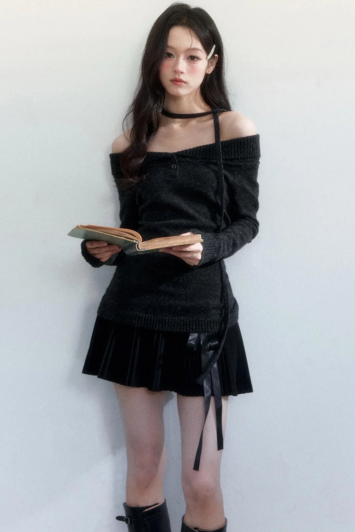 Dark River Lace Pleated Skirt