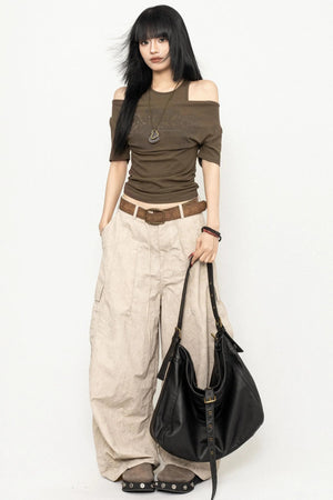 Design Neck Short Top