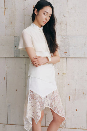 Detachable Cape Sleeveless Shirt