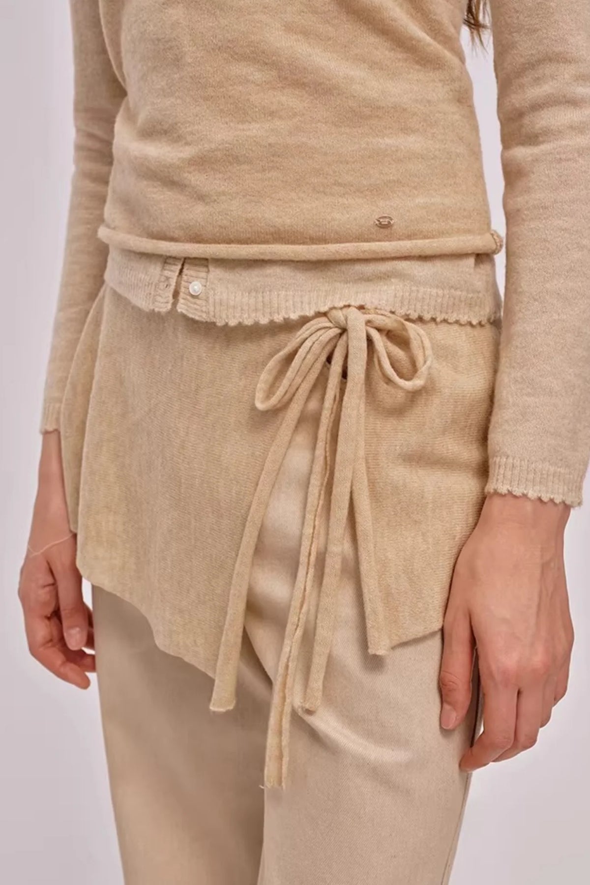 Doll Collar Knitted Cardigan Set-Up