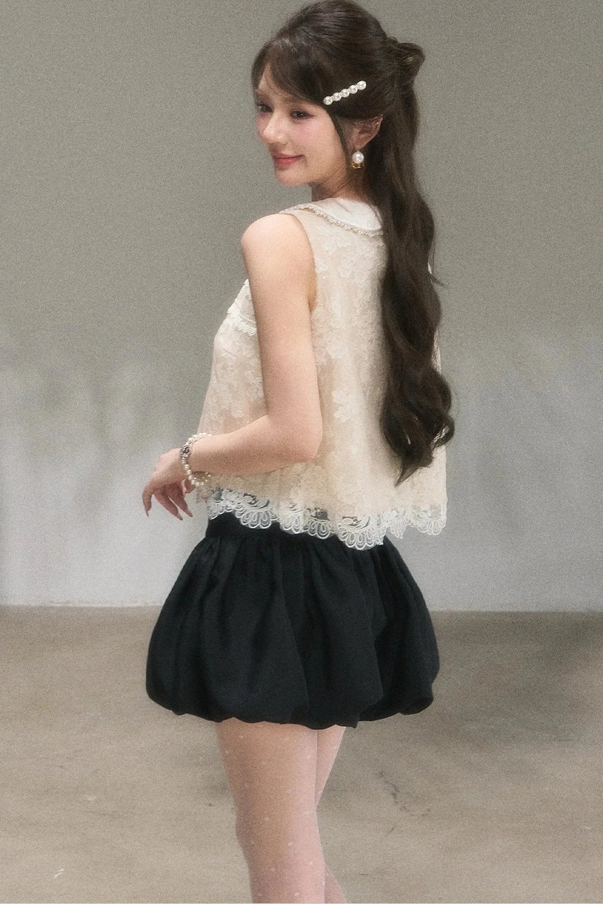 Doll Collar Lace Top and Floral Skirt Set-Up
