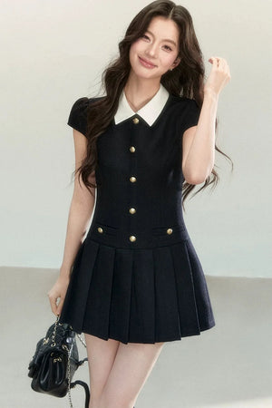 Elegant Black Pleated Dress