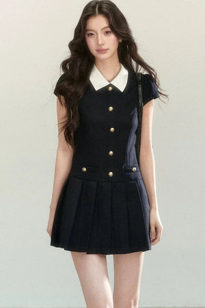 Elegant Black Pleated Dress