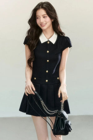 Elegant Black Pleated Dress