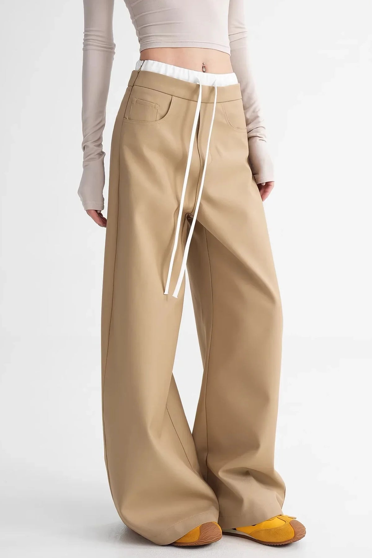 Elegant Color-Blocking Wide-Leg Pants