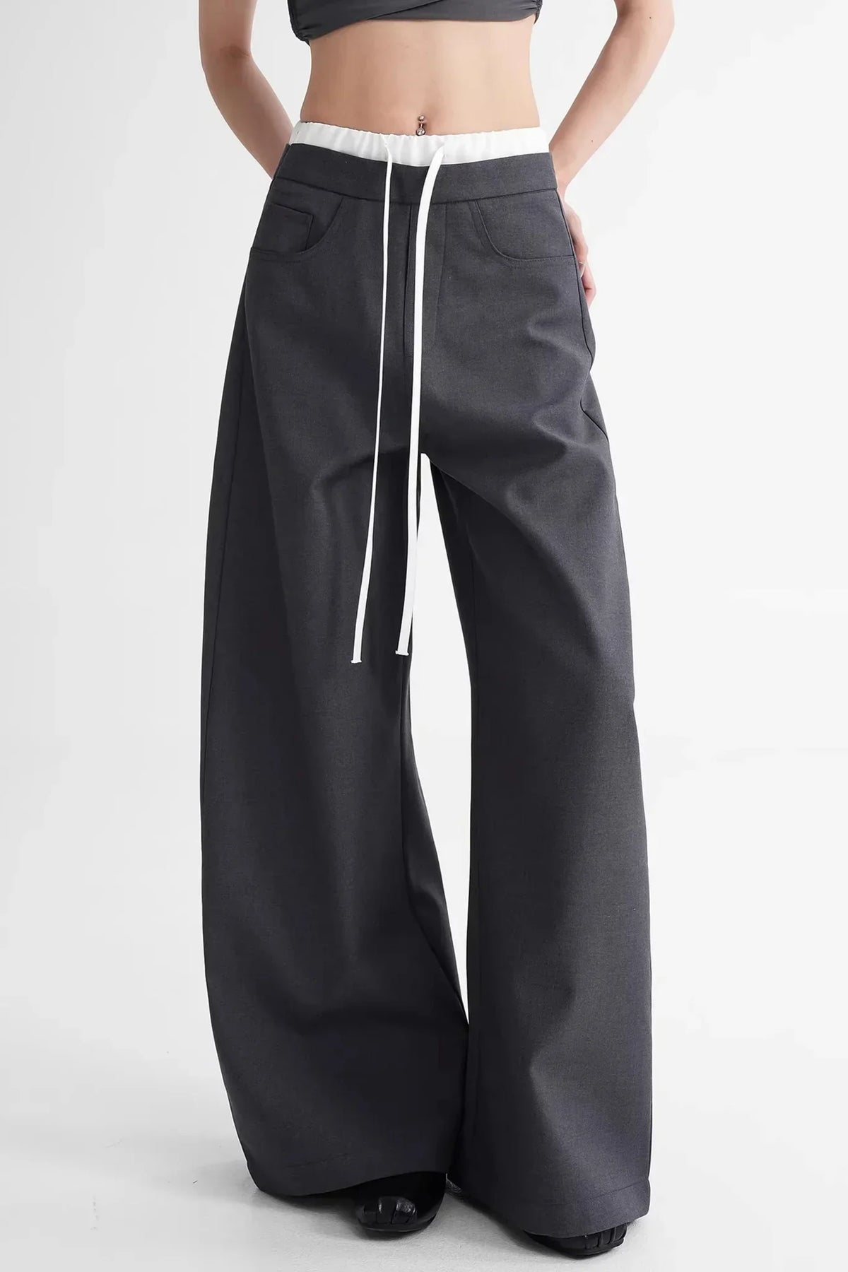Elegant Color-Blocking Wide-Leg Pants