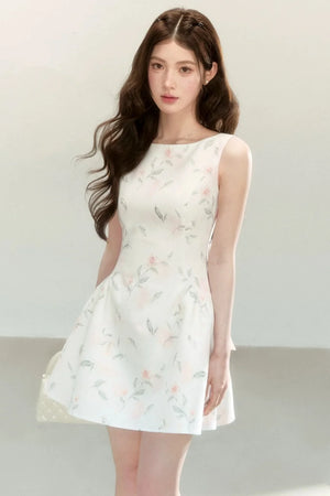 Elegant Floral Puff Dress