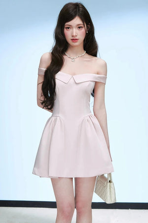 Elegant Off-Shoulder Pleated Dress