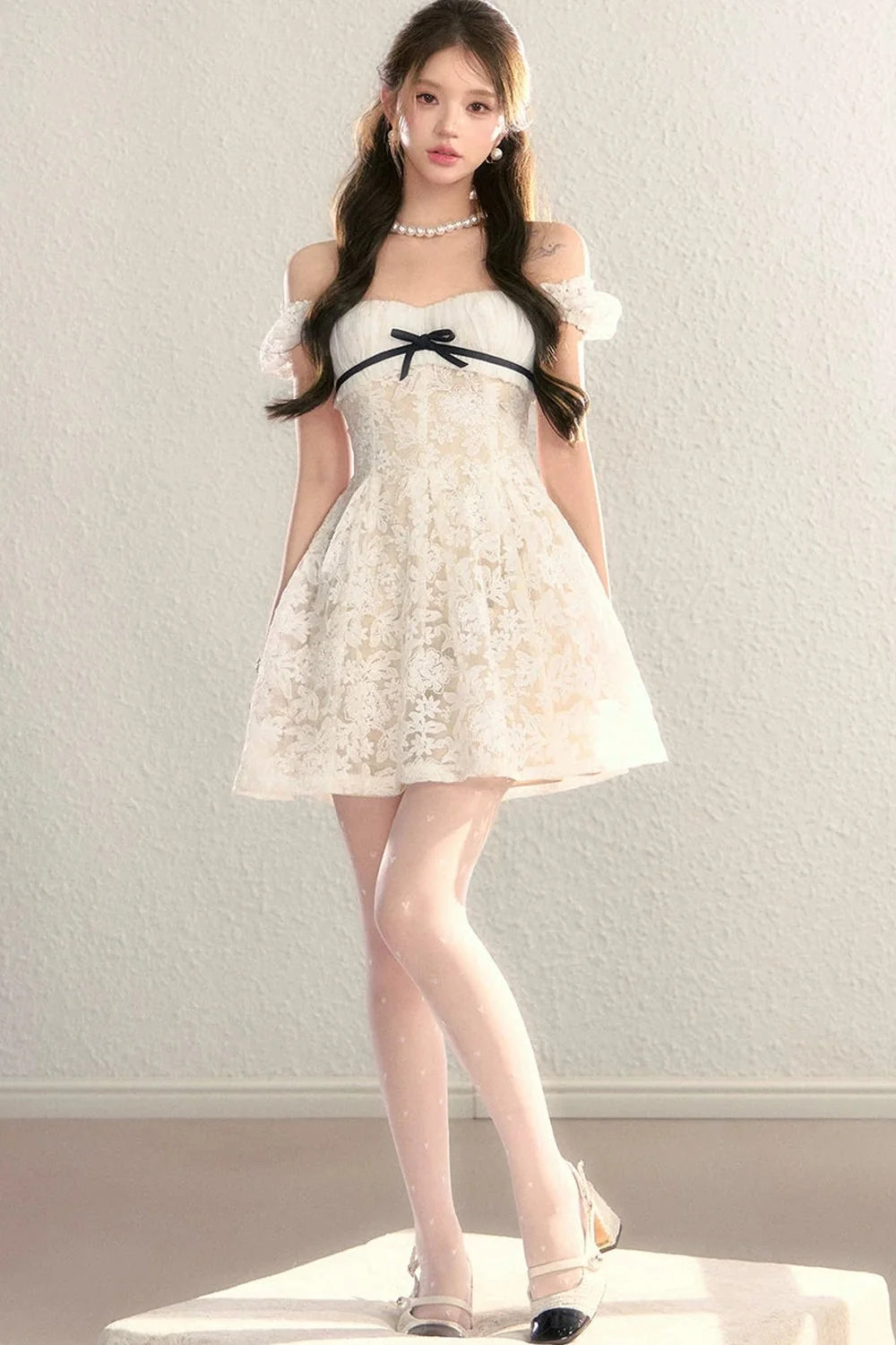 Embroidered Lace A-Line Slimming Dress