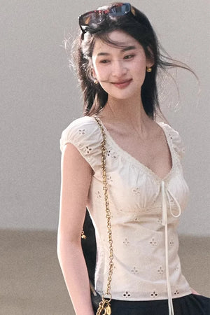 Embroidered Lace Puff Sleeve Top