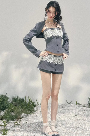 Eye-Catching Lace Spring Vest Set-Up