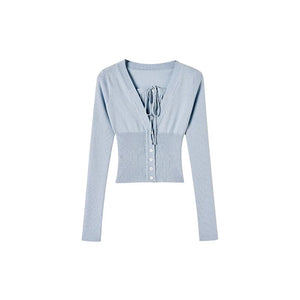 Fake two collarbone knit sweater