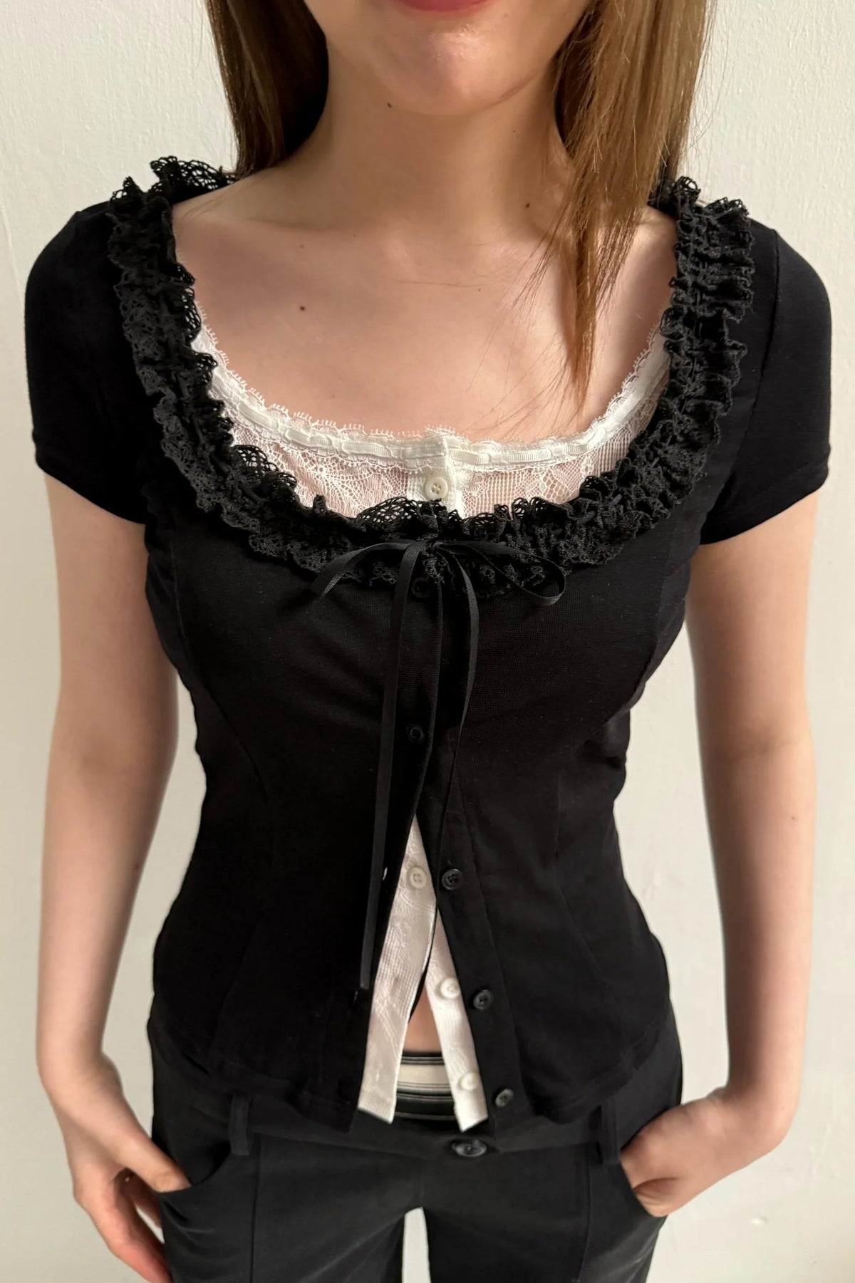 Fake Two-Piece Lace Slim Top