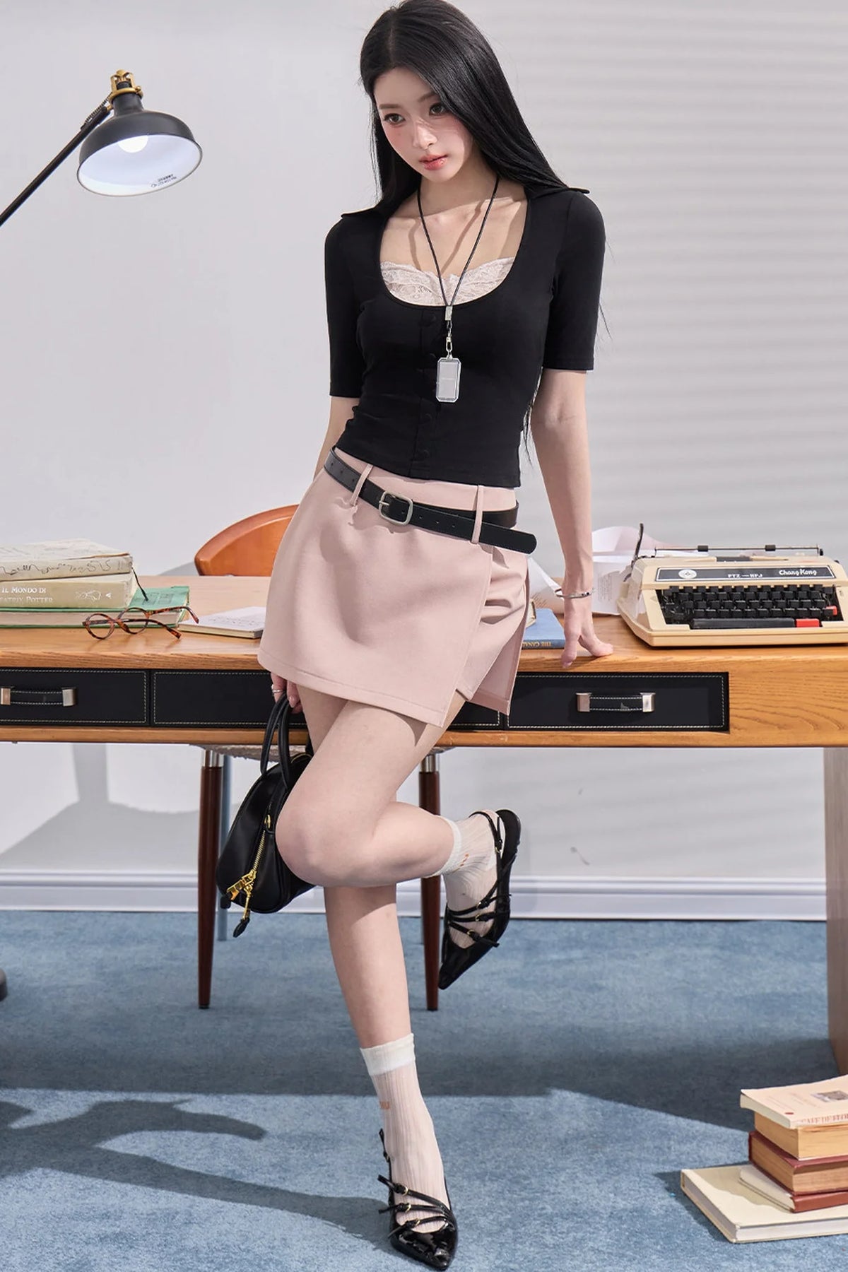 Fake Two-Piece U-Neck Short Top Set-Up