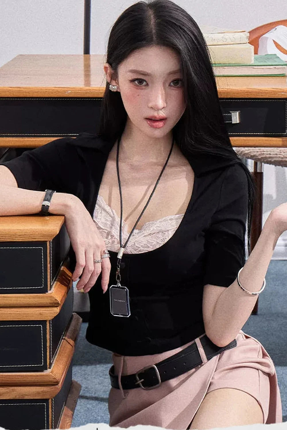Fake Two-Piece U-Neck Short Top Set-Up
