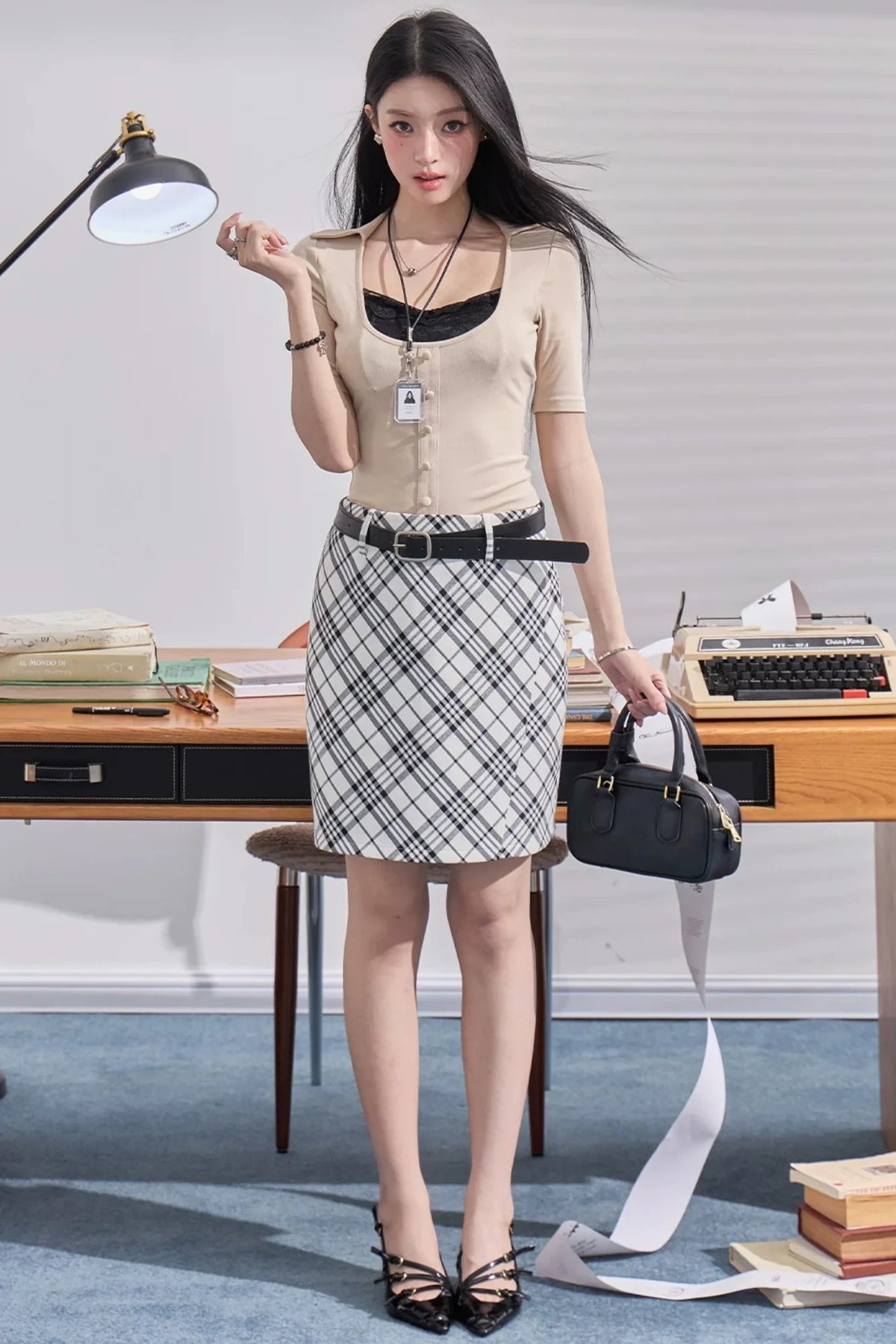 Fake Two-Piece U-Neck Short Top Set-Up