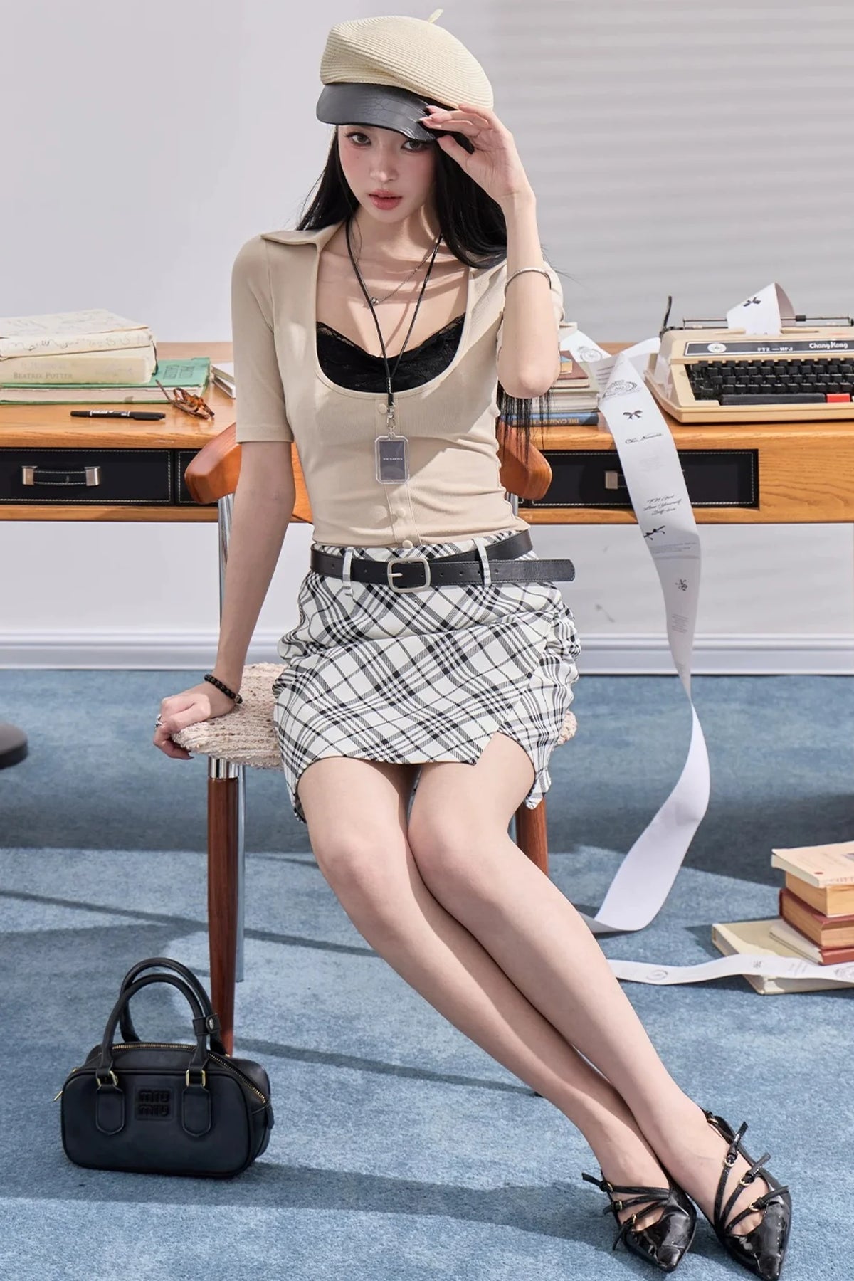 Fake Two-Piece U-Neck Short Top Set-Up