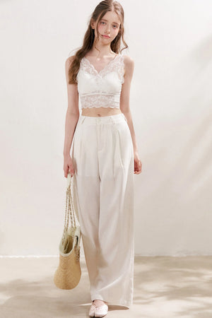 Five-Petal Flower Lace Camisole With Built-In Cup