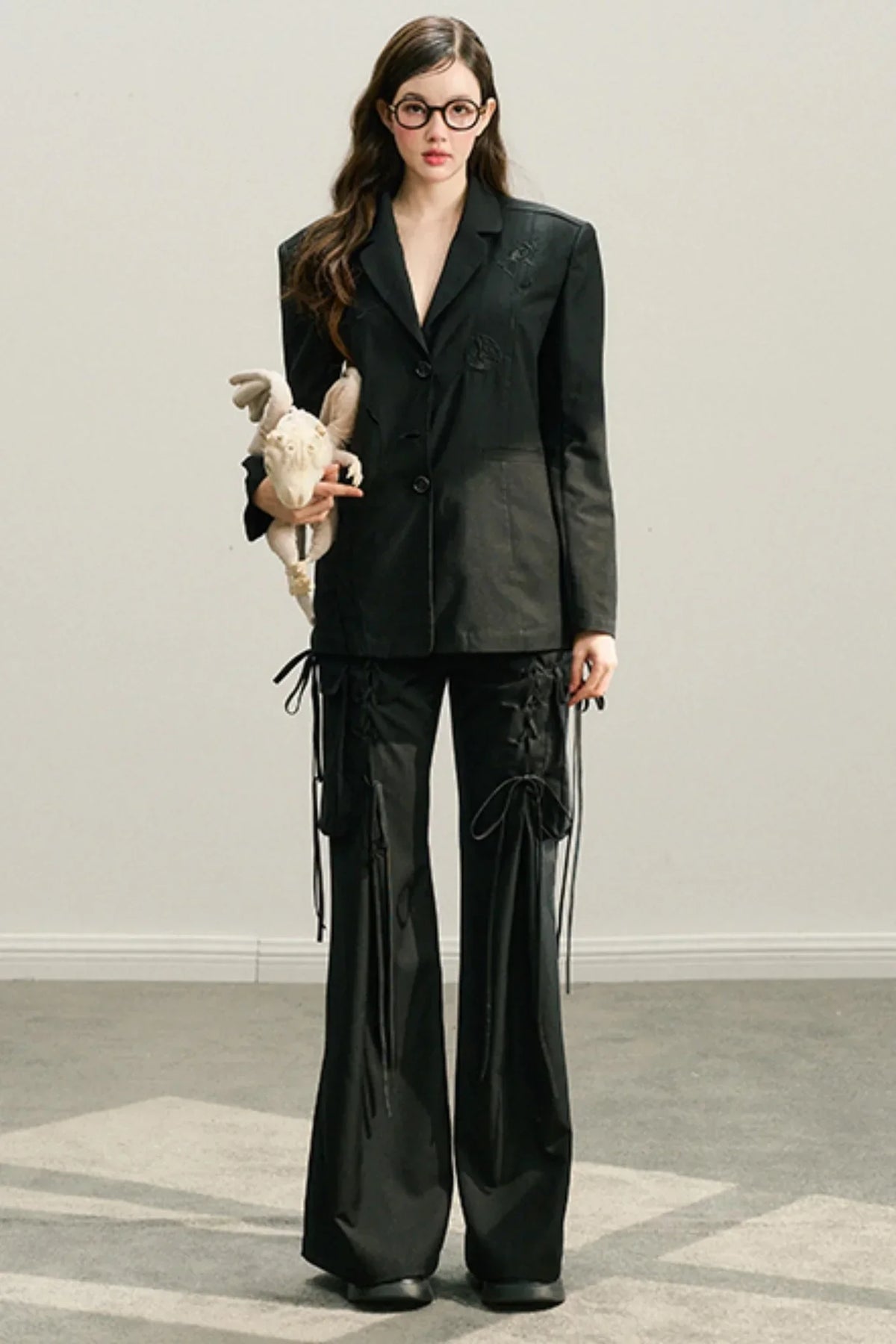 Flabby Leg-Length Strappy Pants