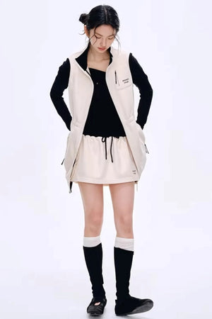 Fleece-Lined Waist-Cinching Vest Set-Up