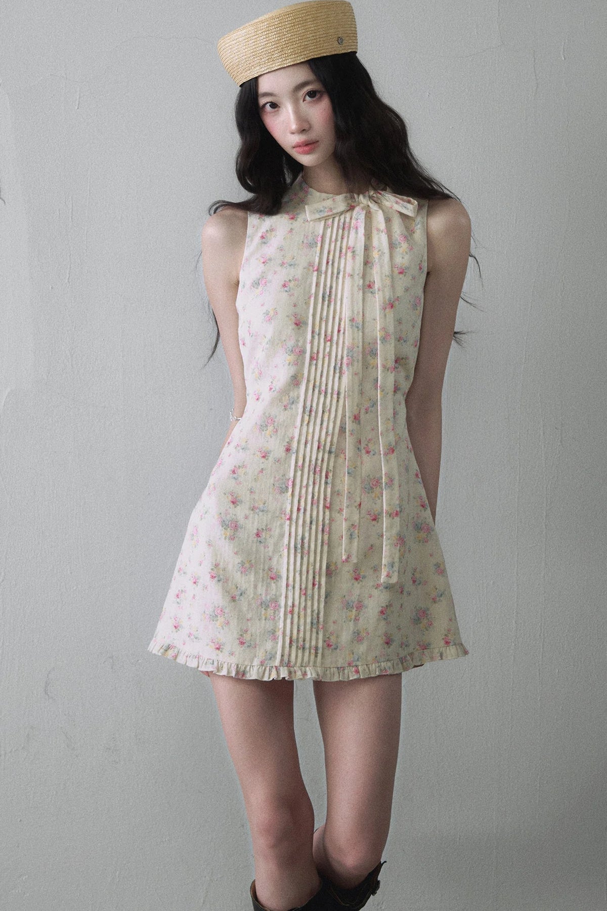 Floral Lace Pleated Dress