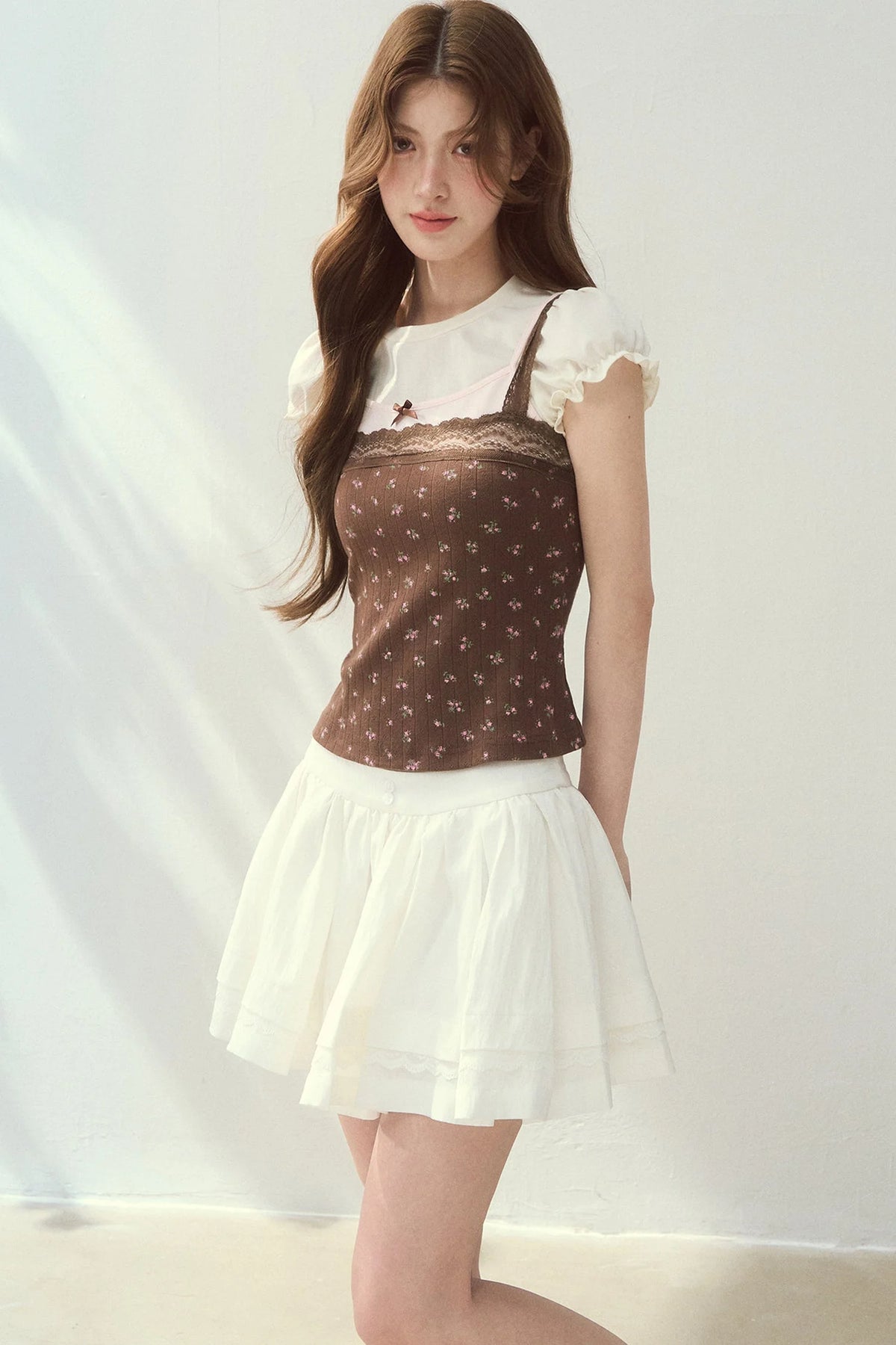 Floral Lace Strap Camisole And Puff Sleeve Top
