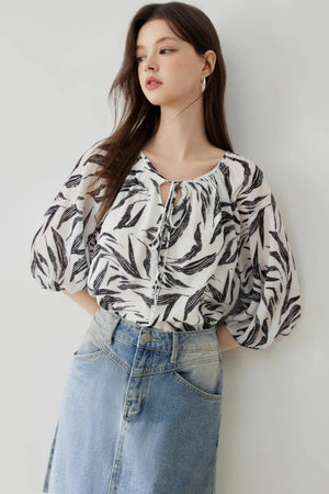 Floral Lantern Sleeve Blouse