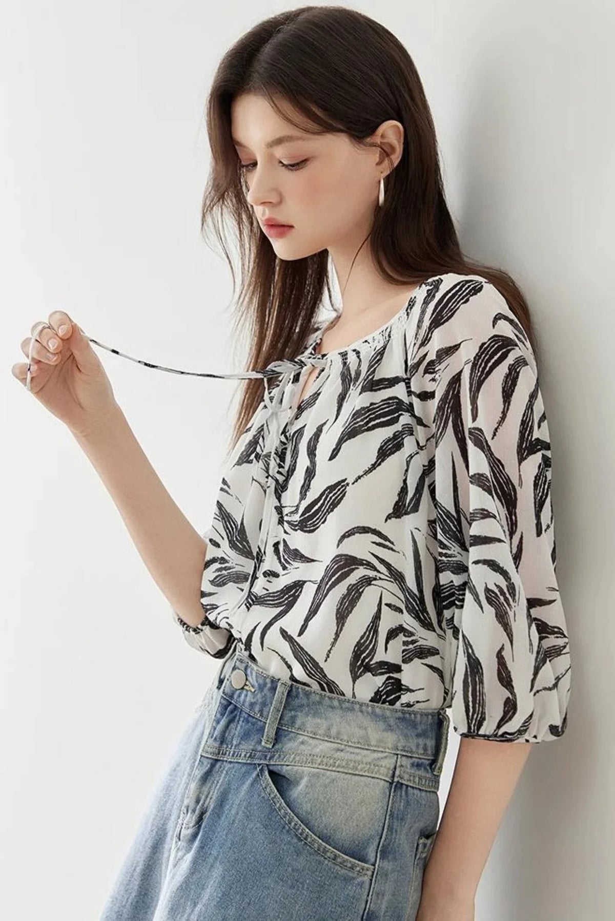 Floral Lantern Sleeve Blouse