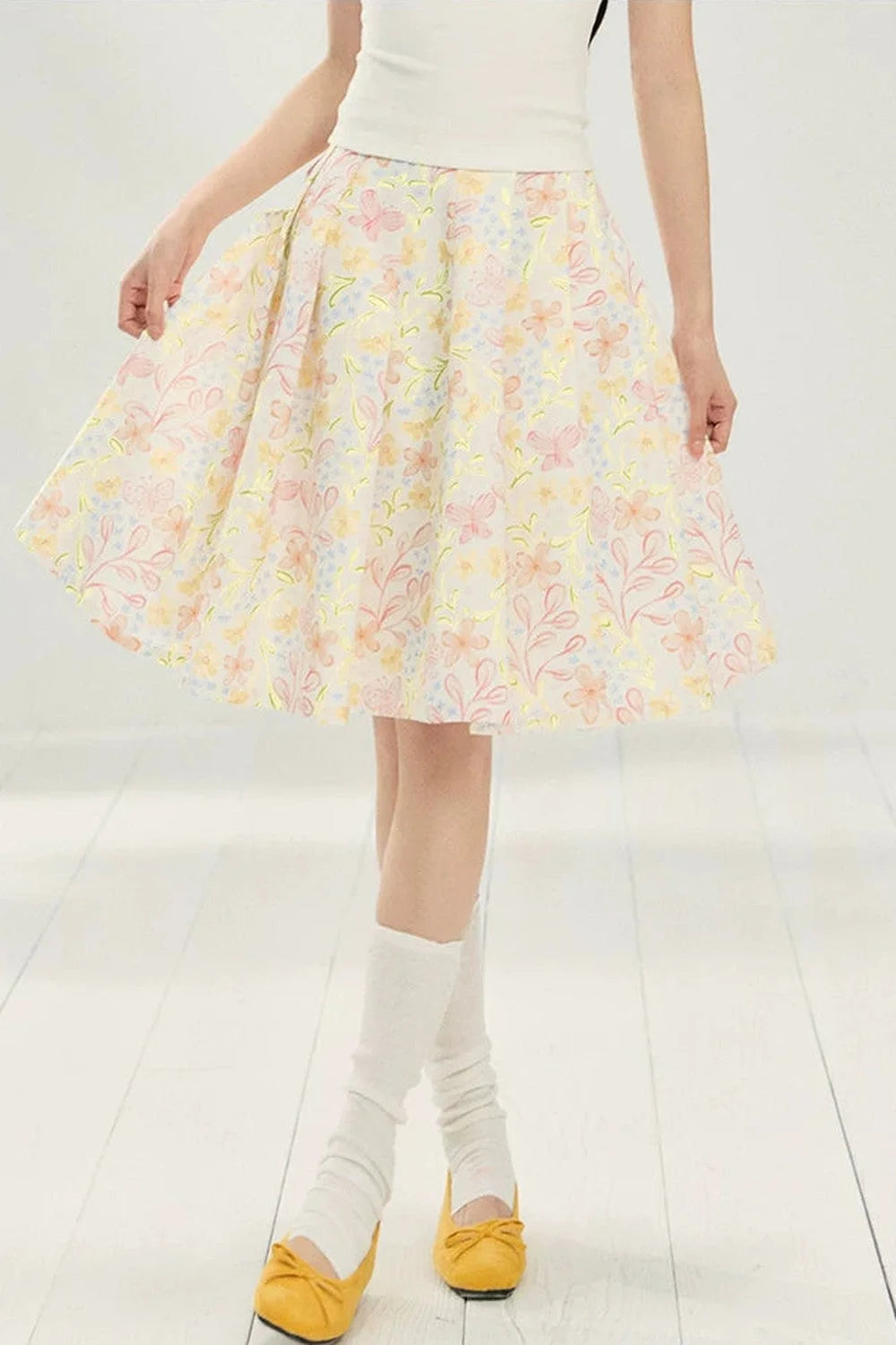 Floral Pleated Skirt and T-shirt Set-Up