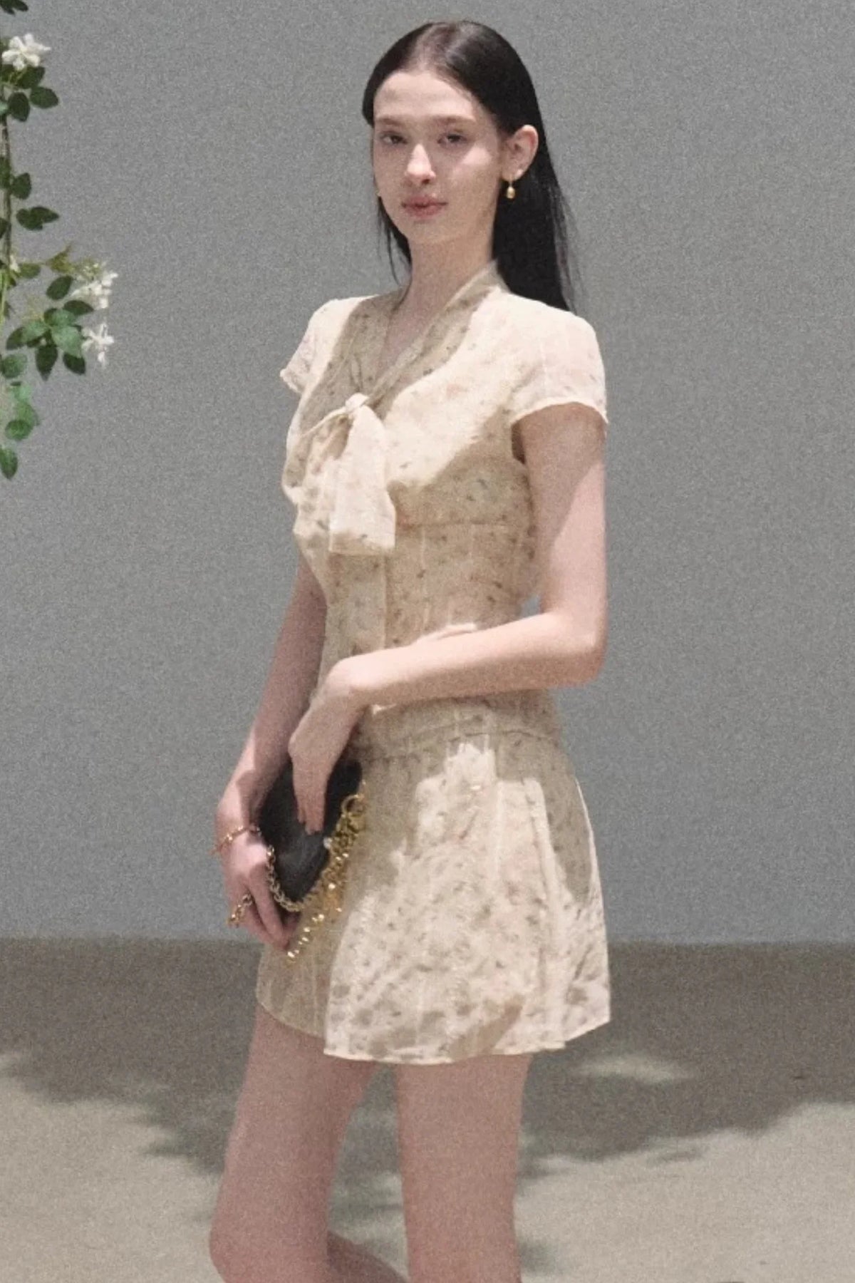 Floral Waist-Cinching Slim-Fit Short-Sleeved Top Skirt Set
