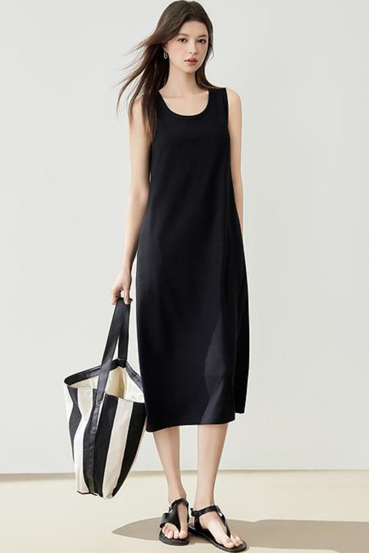 Flowy Knit Fabric Maxi Dress