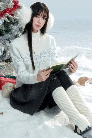 Fragile V-Neck Snow Top