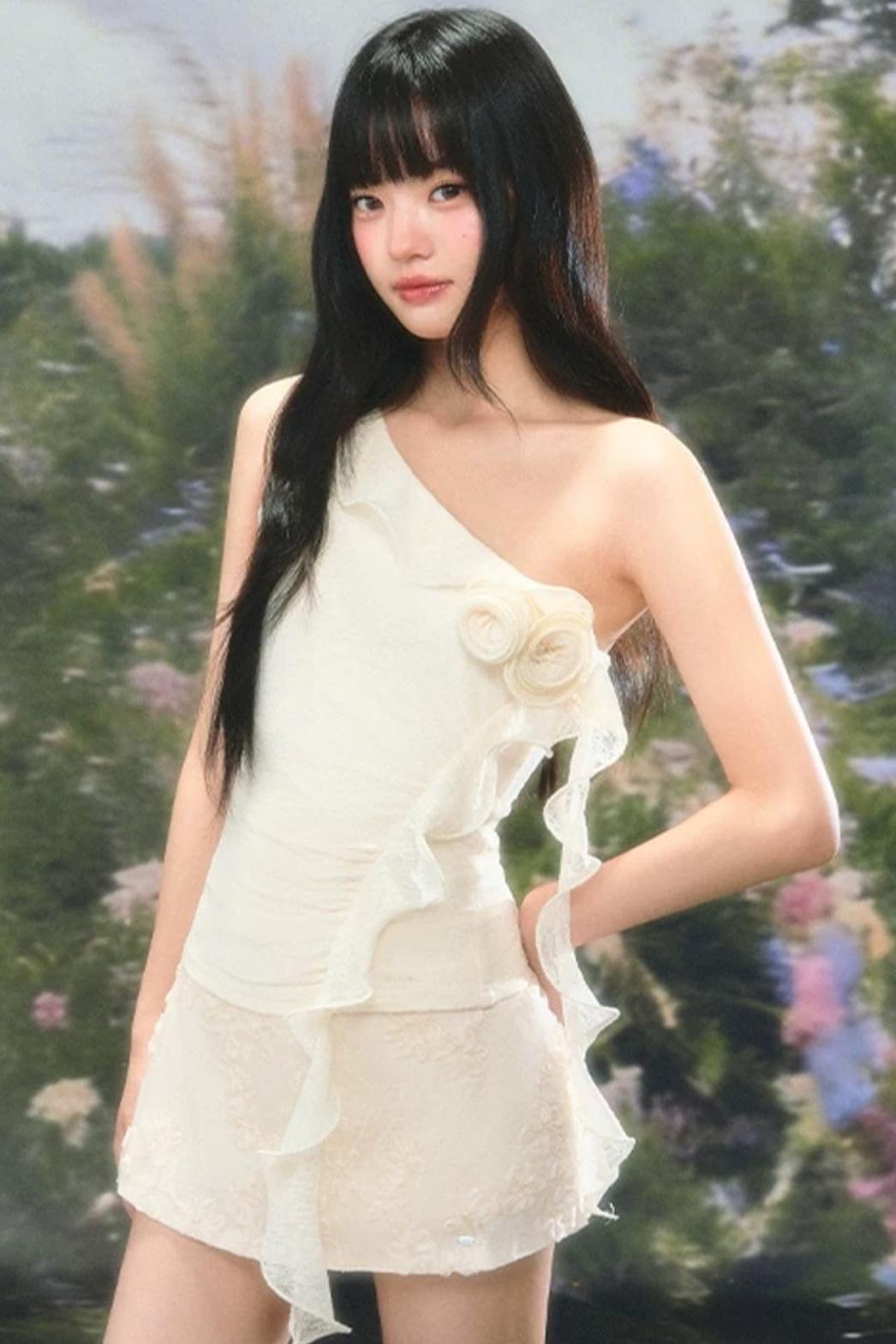 French Off-Shoulder Floral Camisole Set-Up