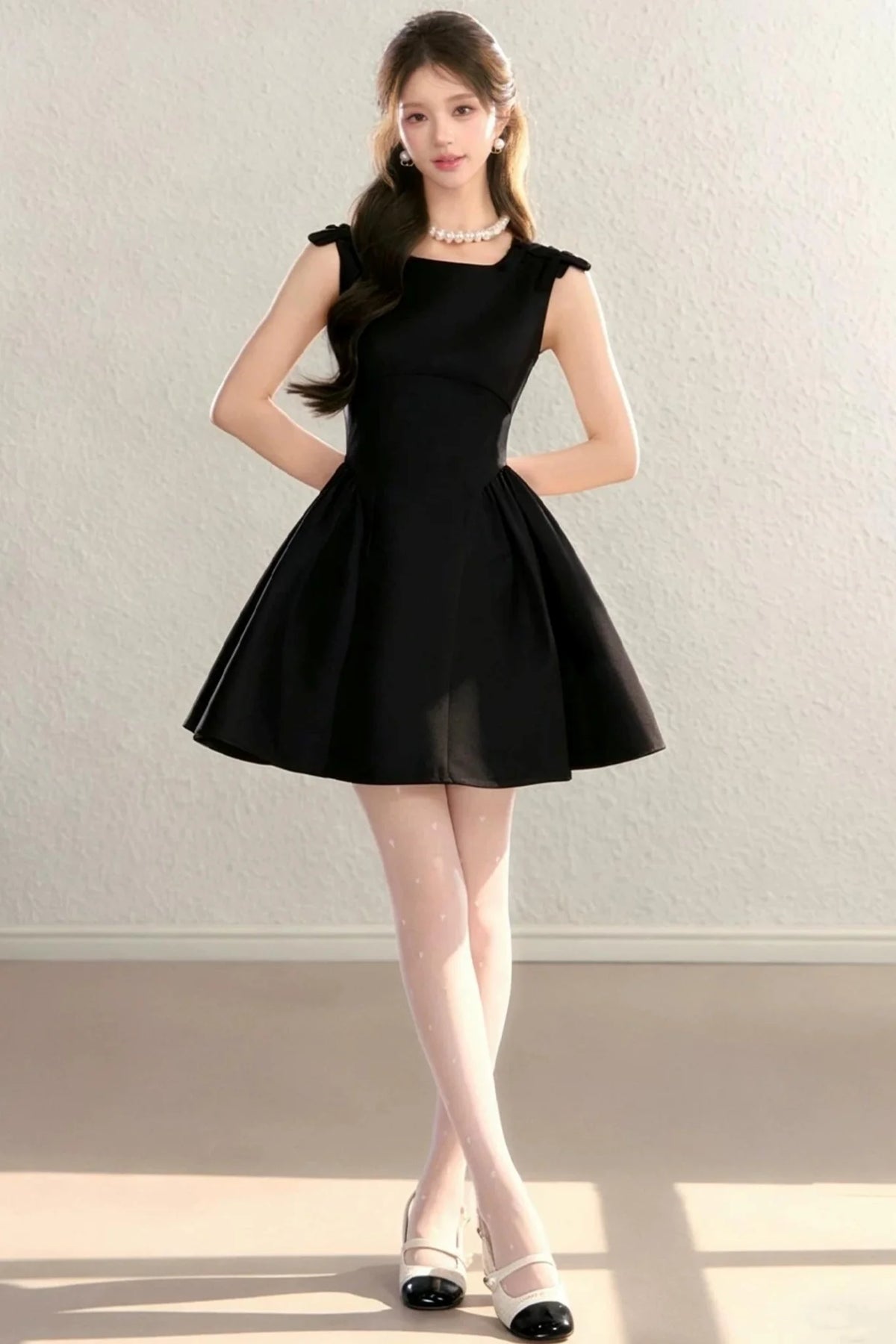 French Sleeveless Cinched Dress
