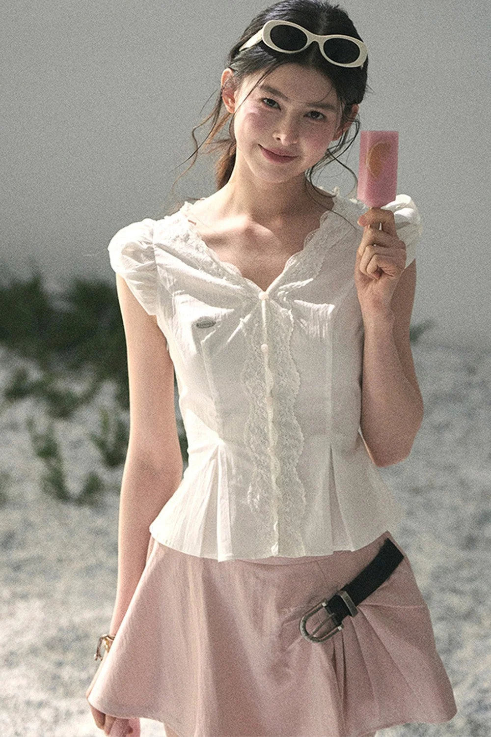 French V-Neck Lace Puff Sleeve Blouse