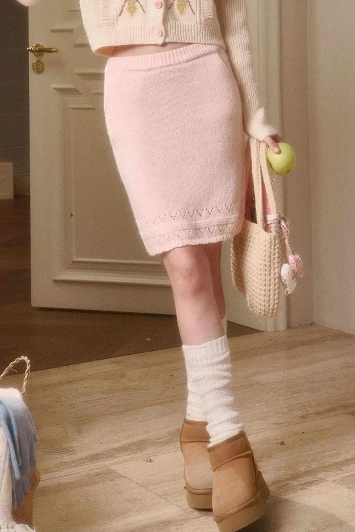 Galaxy Wool Knit Pinkish Skirt Set-Up