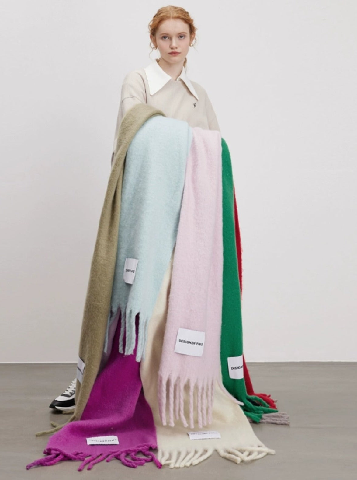 Gentle multi-color scarf