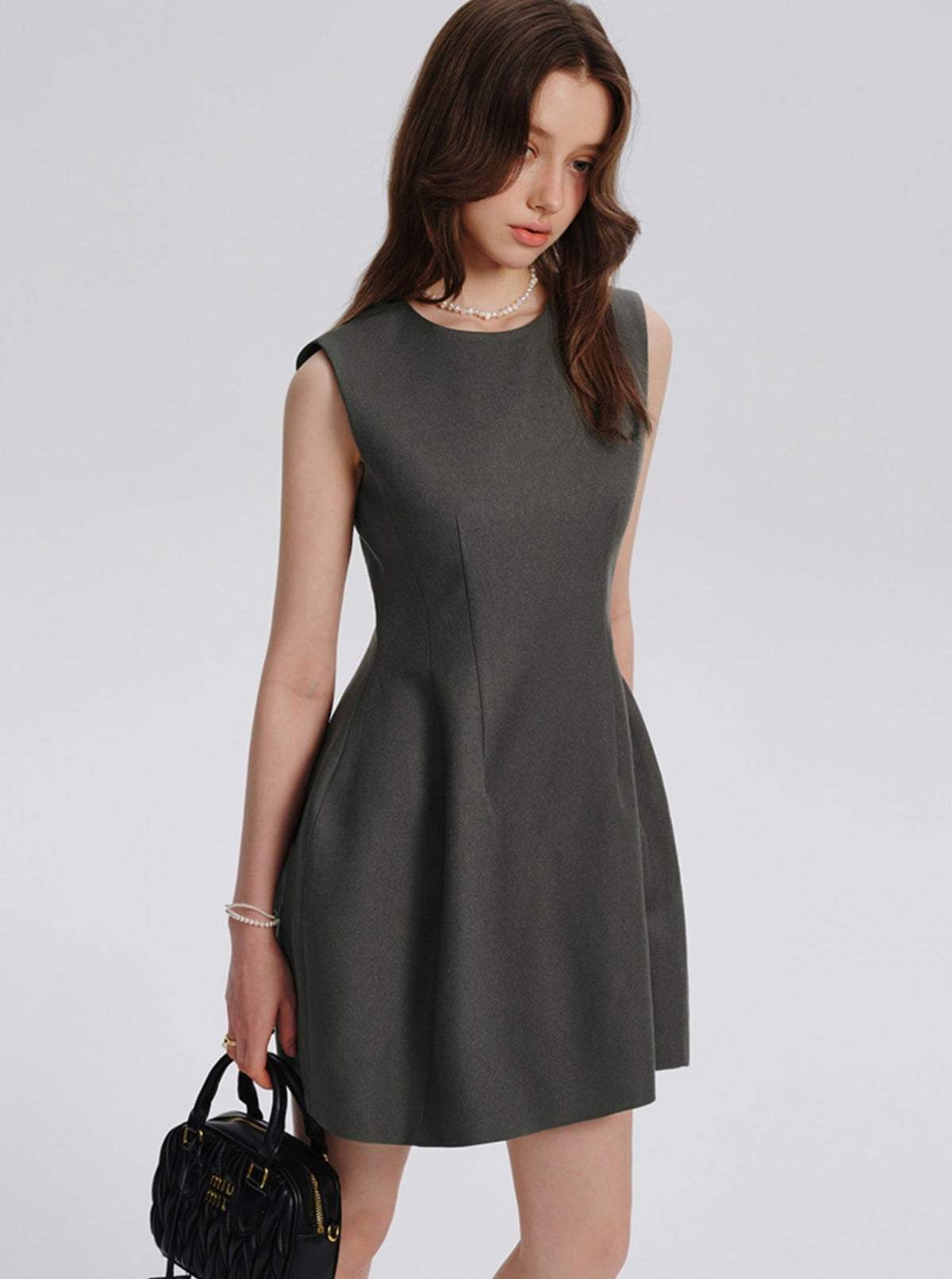 Gray Round Neck Sleeveless Dress