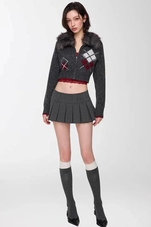 Gray Striped Pleated Skirt