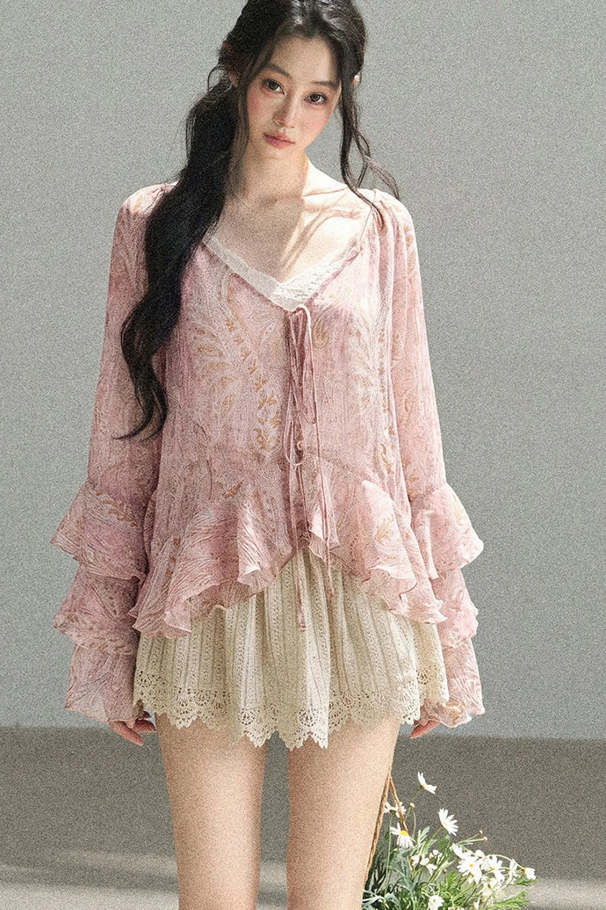 Heavy Embroidery Lace Mini Skirt