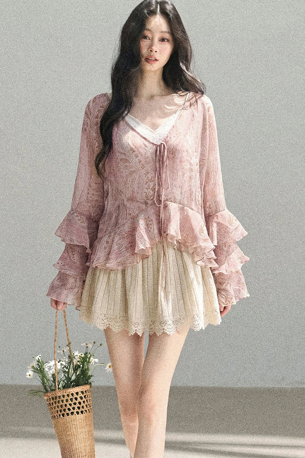 Heavy Embroidery Lace Mini Skirt
