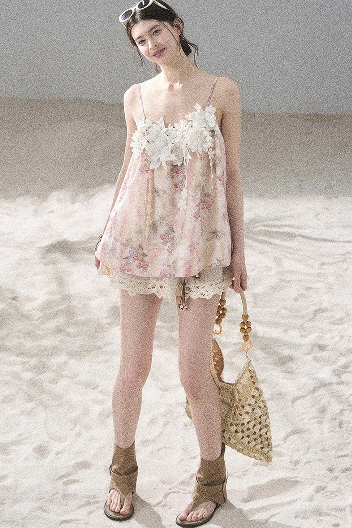 Heavy Embroidery Lace Mini Skirt
