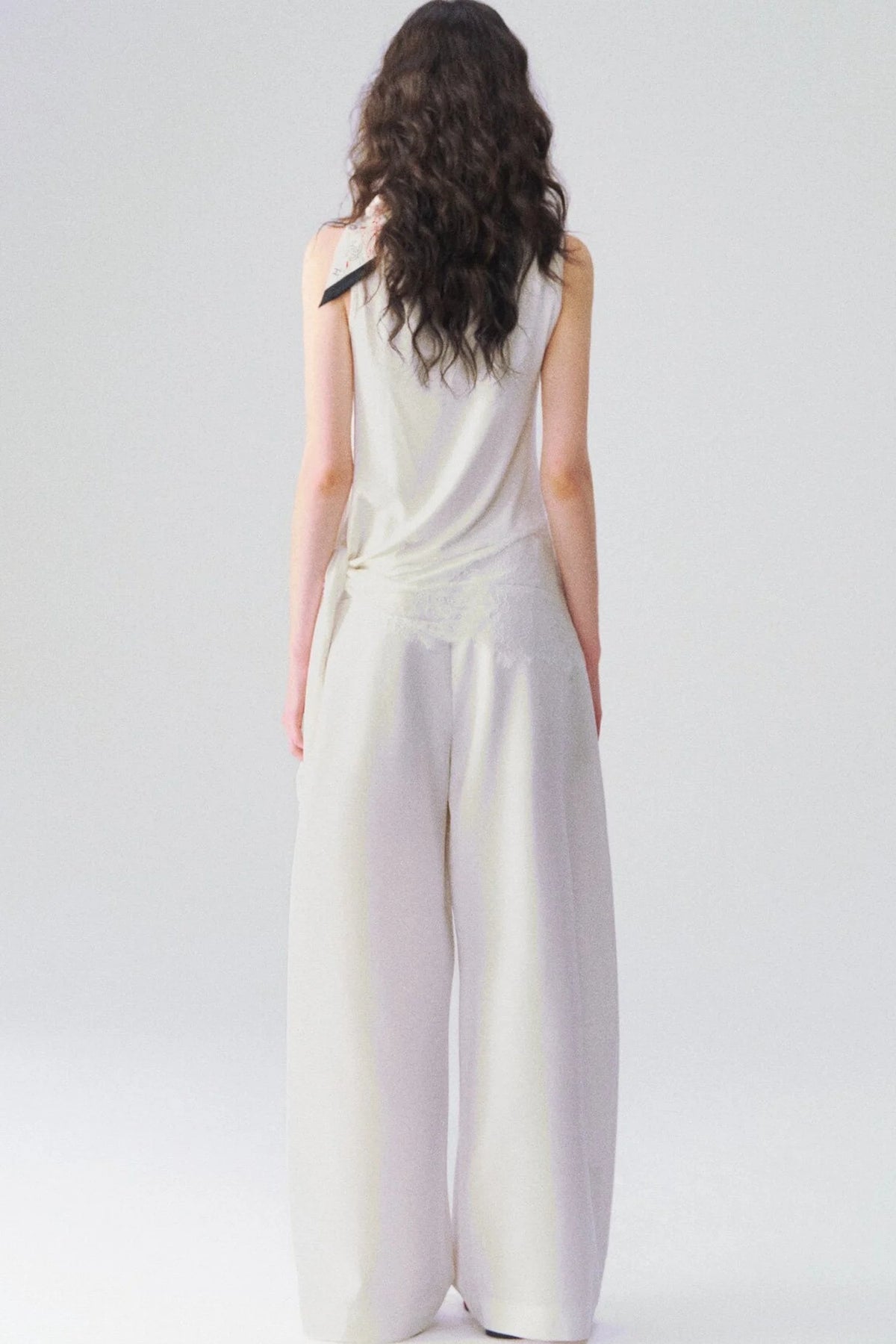 Irregular Hem Lace V-Neck Sleeveless Top
