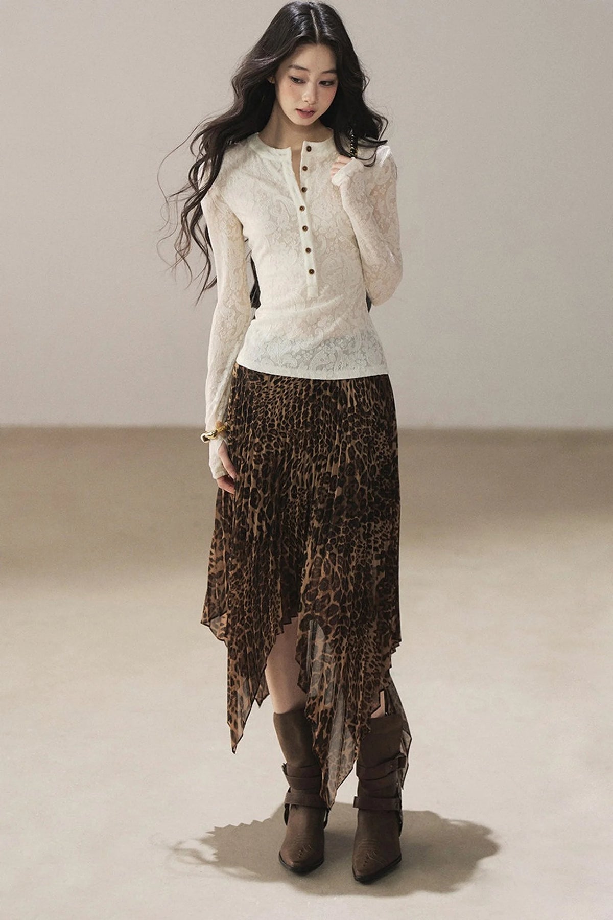 Irregular Hem Stacked Pleats Leopard Skirt
