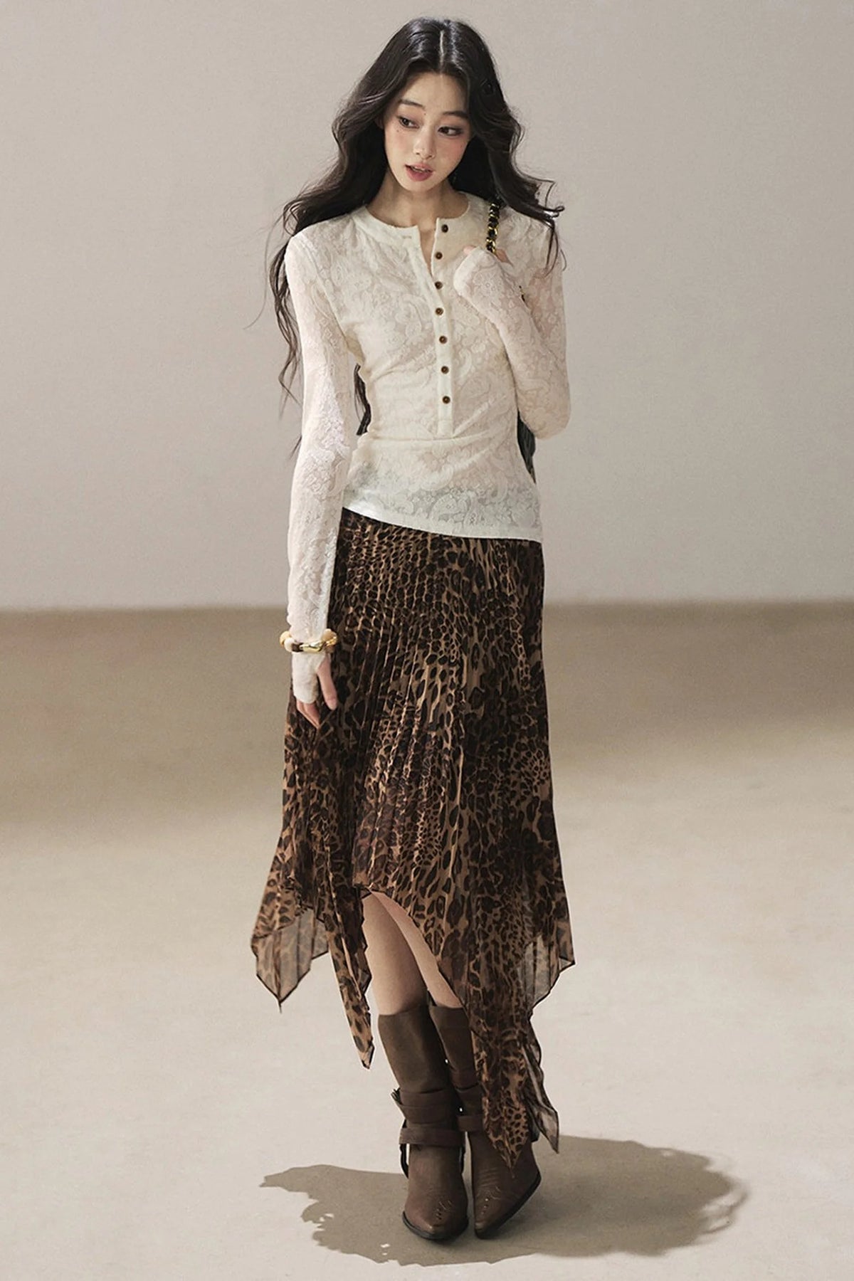 Irregular Hem Stacked Pleats Leopard Skirt