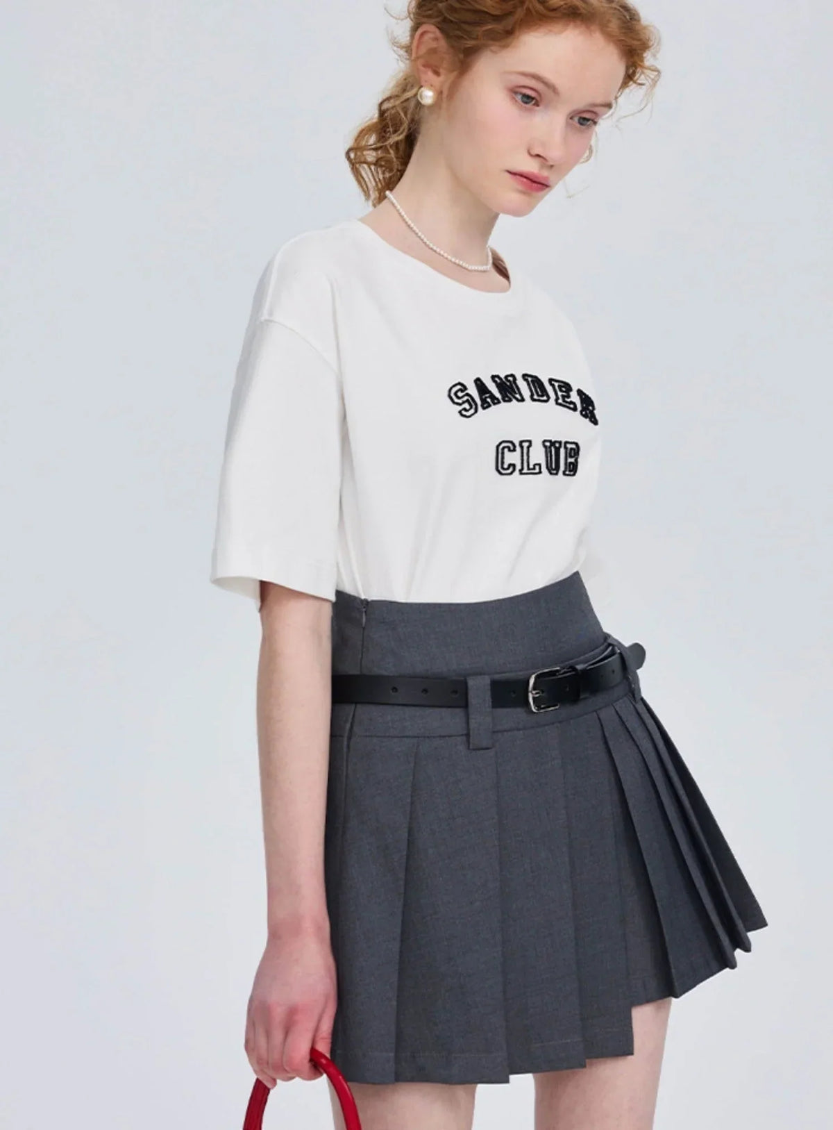 Irregular pleated small stature A-line skirt