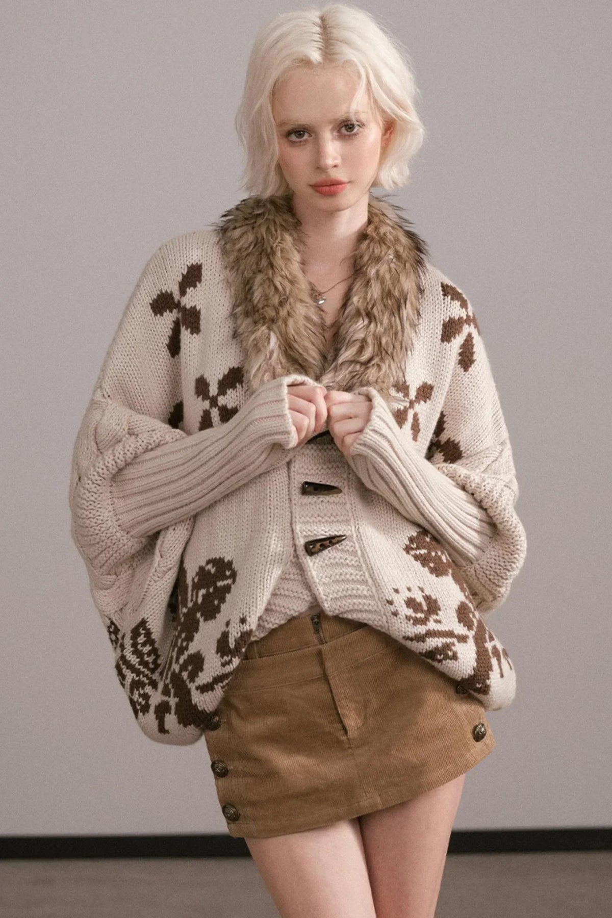 Jacquard Fur Collar Batwing Jacket
