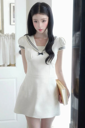 Jeju Island Bowknot Dress