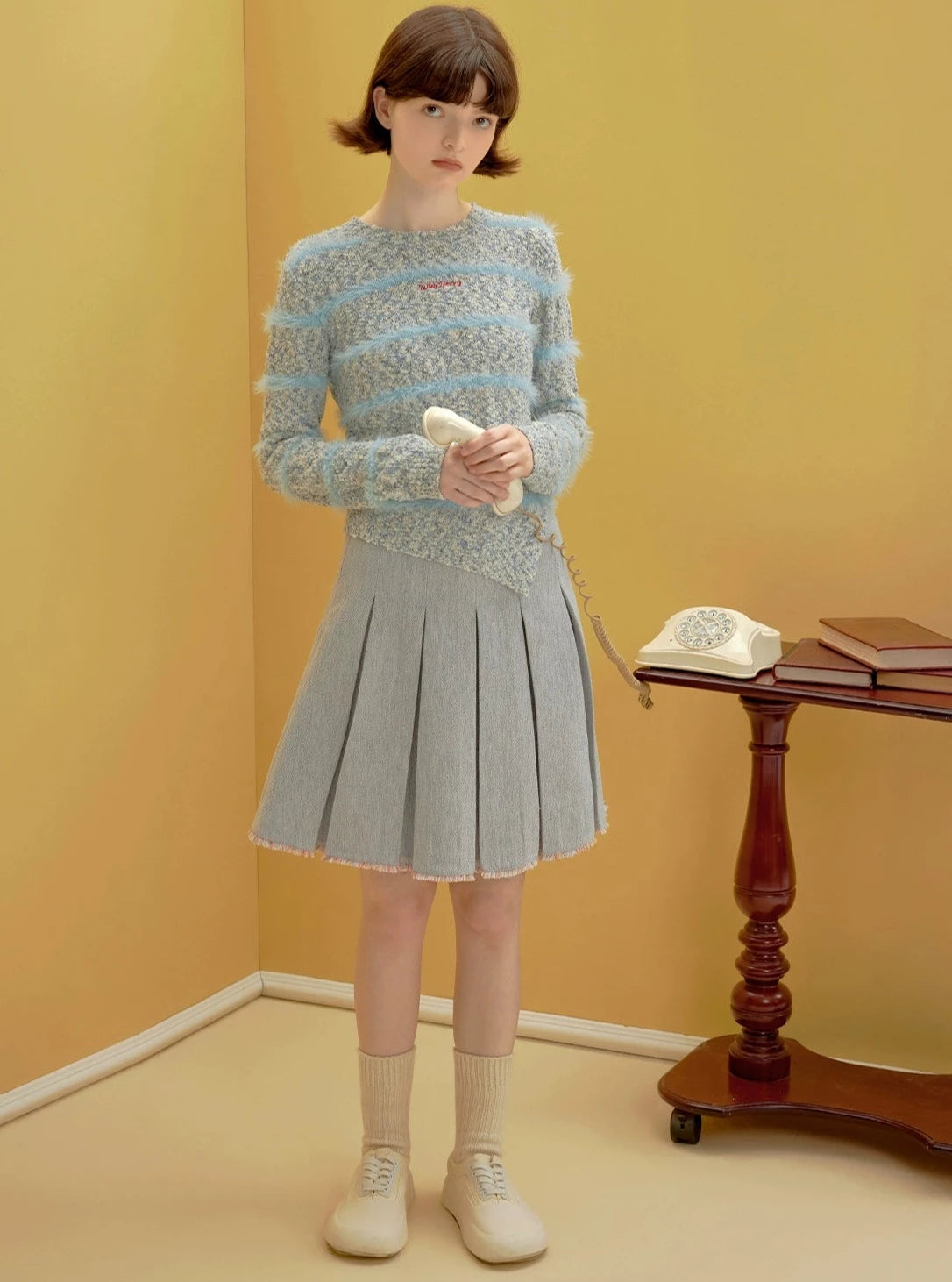 Knit slim Sweater