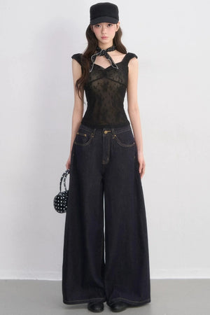 Lace Heart-Shaped Collar Camisole